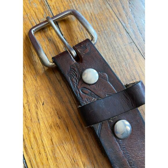 Vintage Distressed Brown Leather Belt w/Fisherman Theme sz XL - Picture 10 of 14